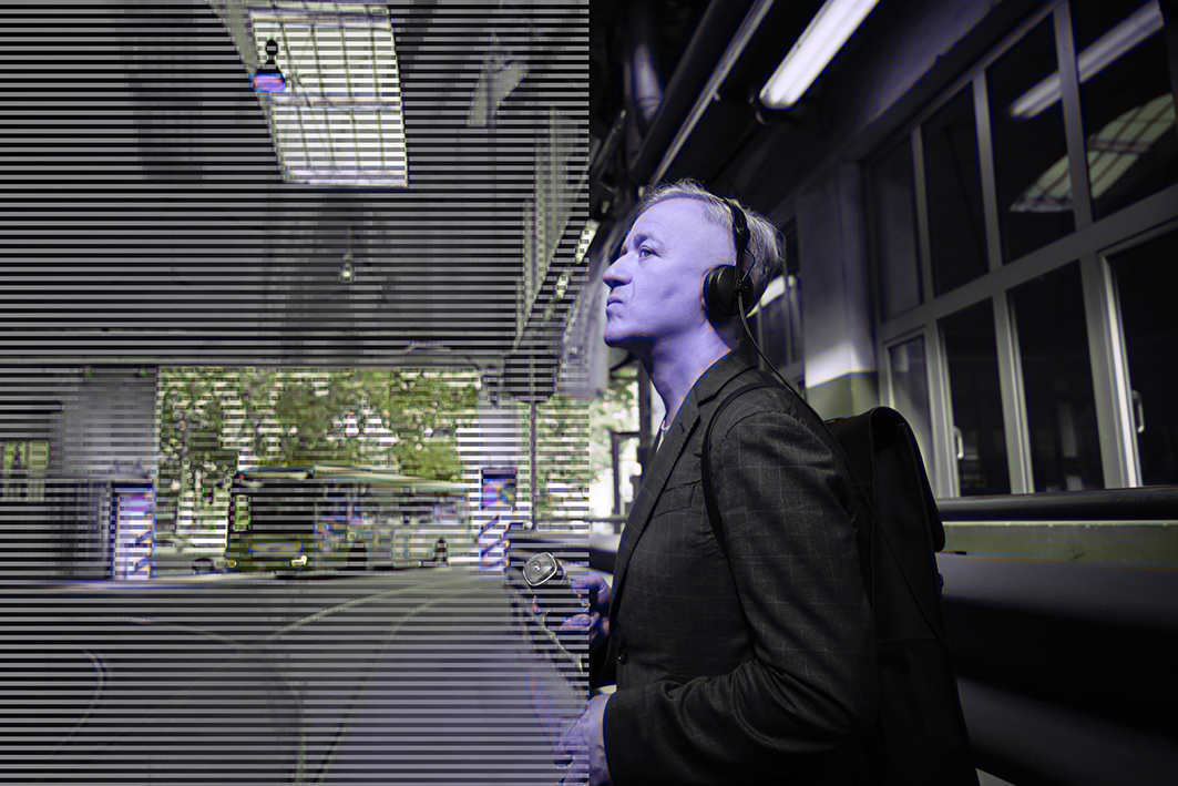 Paolo Sorrentino - La dolce attesa - Max Casacci ©Paolo Ranzani - Salone del Mobile 2025 Paolo Sorrentino - La dolce attesa - Max Casacci ©Paolo Ranzani - Salone del Mobile 2025