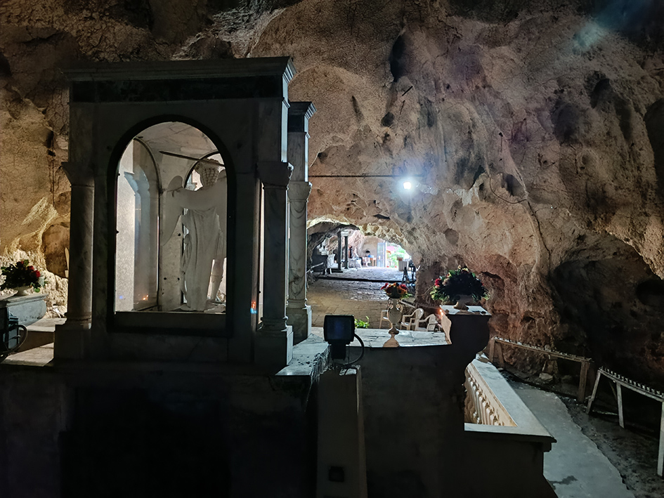 Grotta di San Michele Arcangelo ©beautytudine Grotta di San Michele Arcangelo ©beautytudine