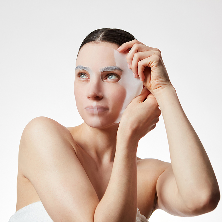 REGENERATING MASK TREATMENT_PRESS PICTURE_EXP09-2028 (7) REGENERATING MASK TREATMENT_PRESS PICTURE_EXP09-2028 (7)