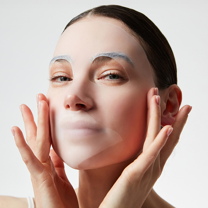 REGENERATING MASK TREATMENT_PRESS PICTURE_EXP09-2028 (8) REGENERATING MASK TREATMENT_PRESS PICTURE_EXP09-2028 (8)
