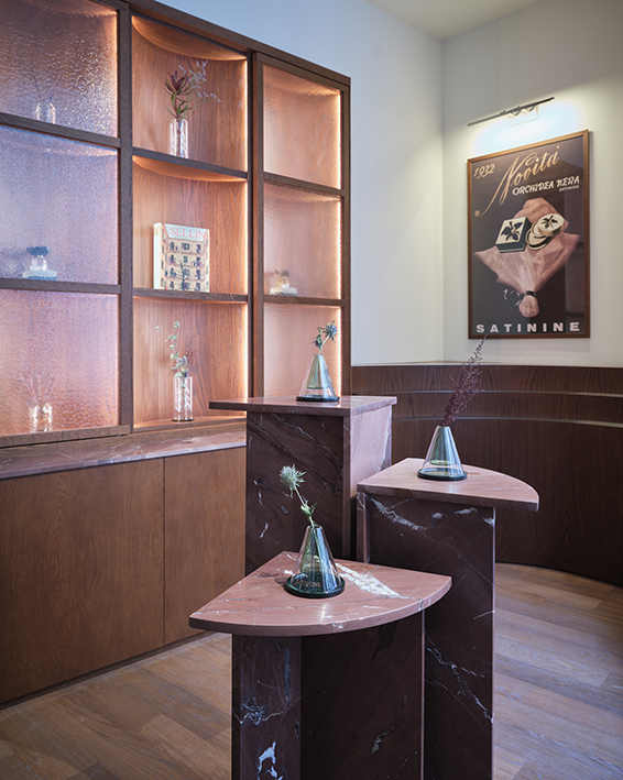 Satinine Milano ©Max Rommel Satinine Milano ©Max Rommel