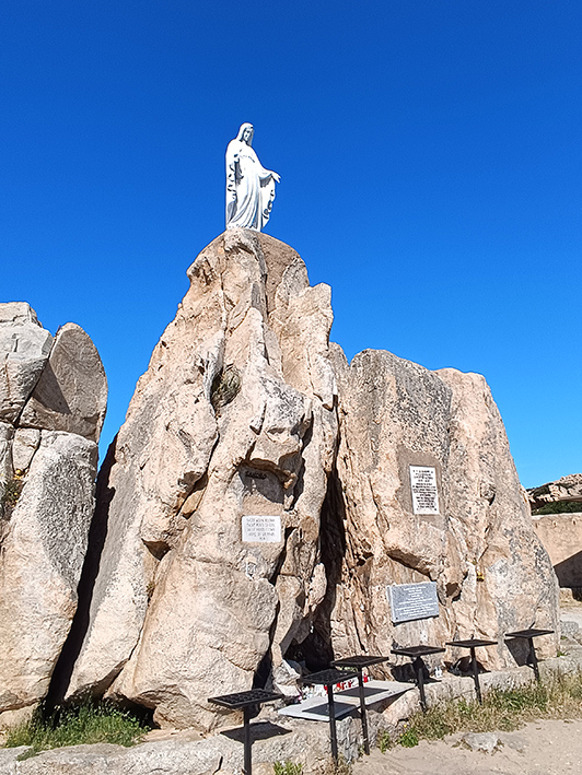 Calvi - Notre Dame de la Serra @beautytudine