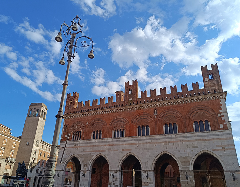 Palazzo Gotico ©beautytudine