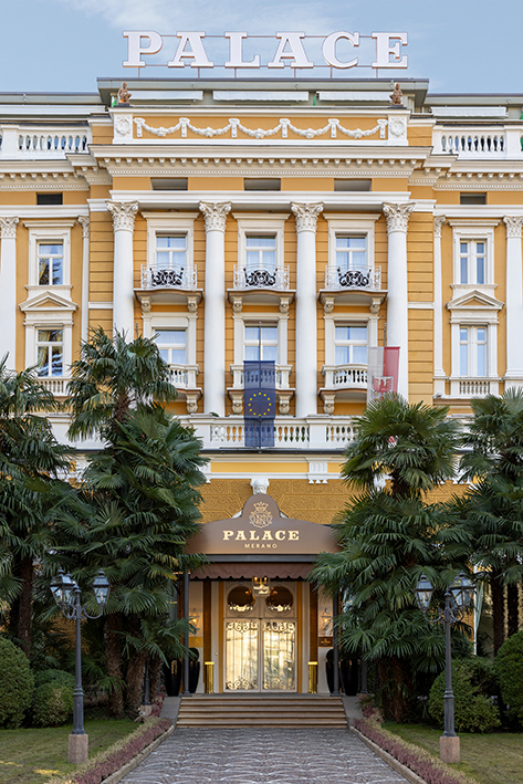 MOGGI1- Palace Merano MOGGI1- Palace Merano