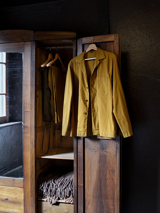 6_Bed_Plaid_TURNER_SocietyLimonta